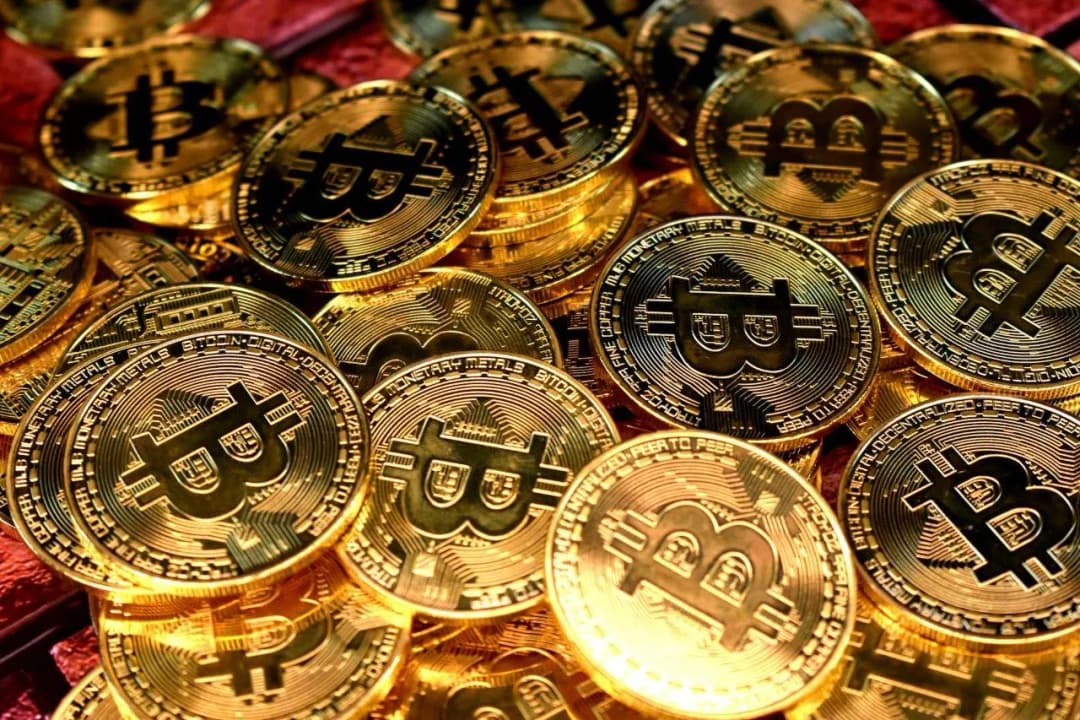 Ile kosztują kryptowaluty? Sprawdź aktualne ceny i zmiany rynku