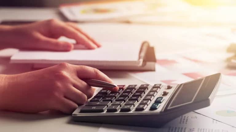 Fundusz alimentacyjny: co wlicza się do dochodu i jakie są limity?